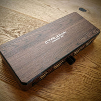 CTRLDock Classic SE full wrap - "Woody"